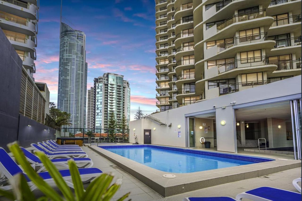 Beachside Apartment In The Heart Of Surfers Paradise - Free Parking Gold Coast Dış mekan fotoğraf